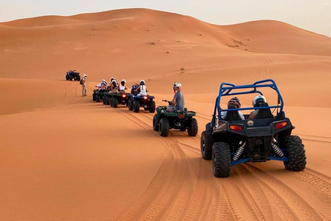Nomada Domes Camp With Airco Hotel เมอร์ซูกา ภายนอก รูปภาพ